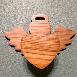 Vintage towel holder Wooden Heart and Wings Wall Decor 90s
